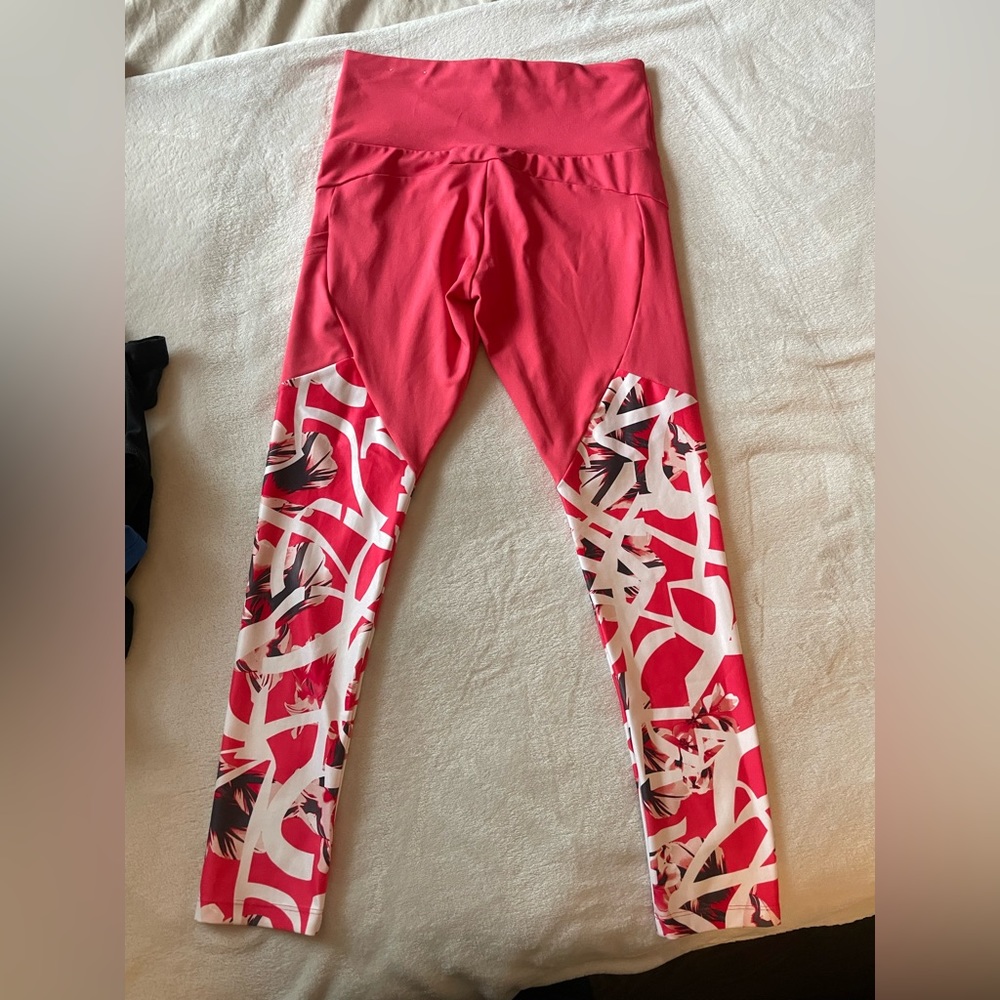 Full length high waisted Puma workout / yoga pants